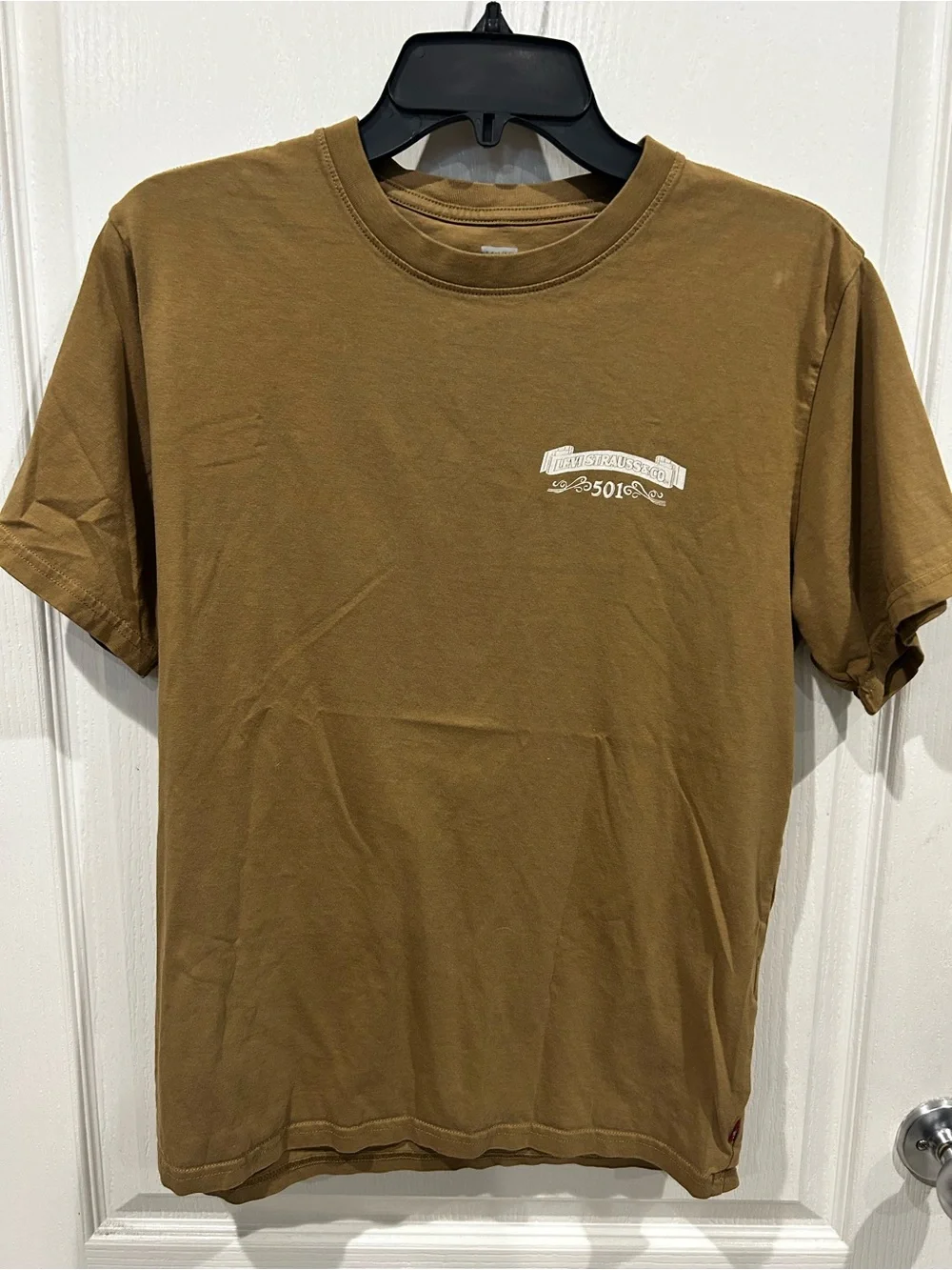 Levi’s 501 Men Medium Brown Graphic Tee